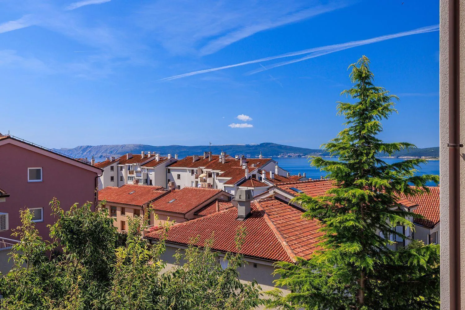 Helles Apartment In Neubausiedlung Nur 500 Meter Zum Strand Mit Meerblick, Waschmaschine Crikvenica